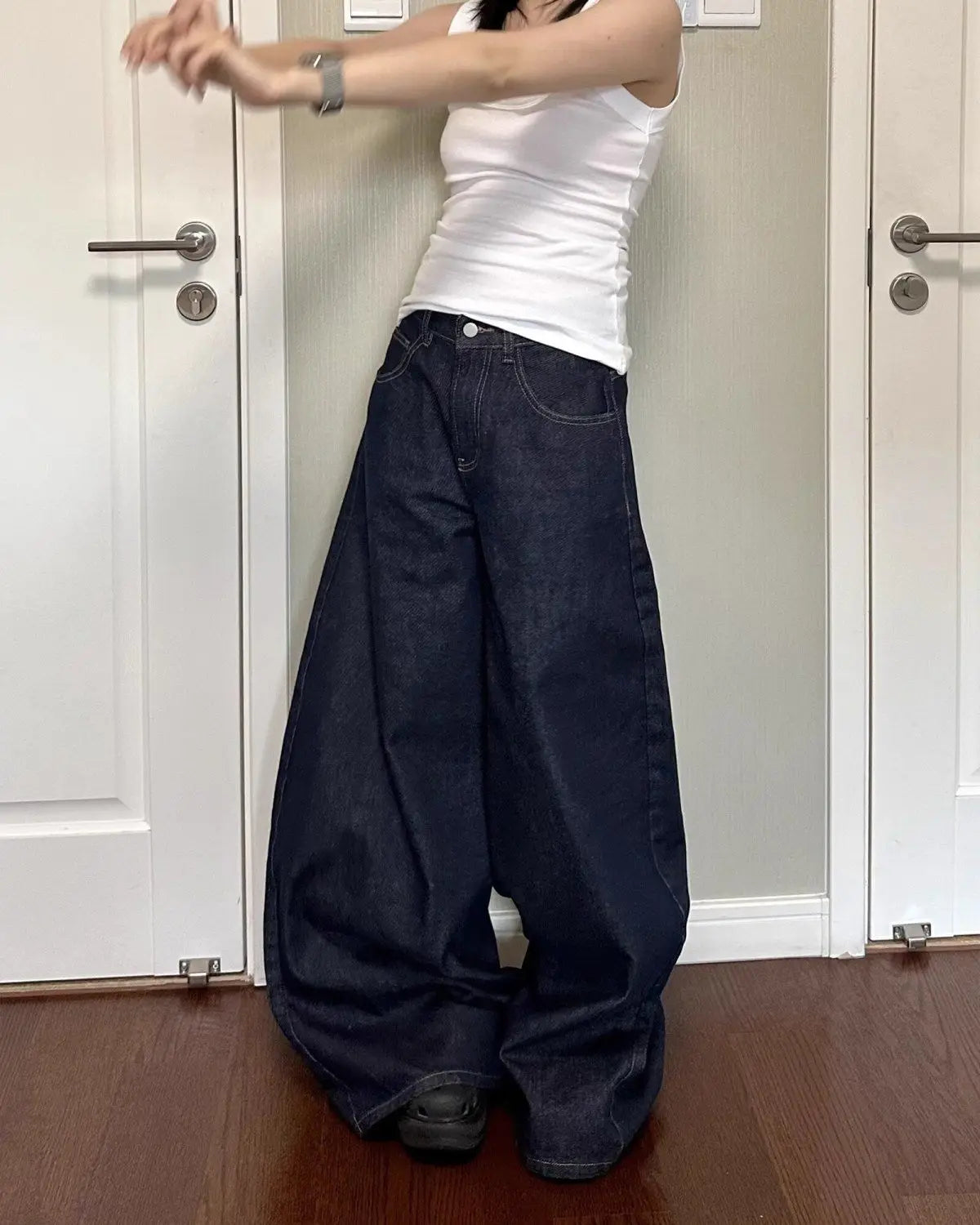 Vintage Washed Wide-Leg Jeans – Relaxed Street Fit