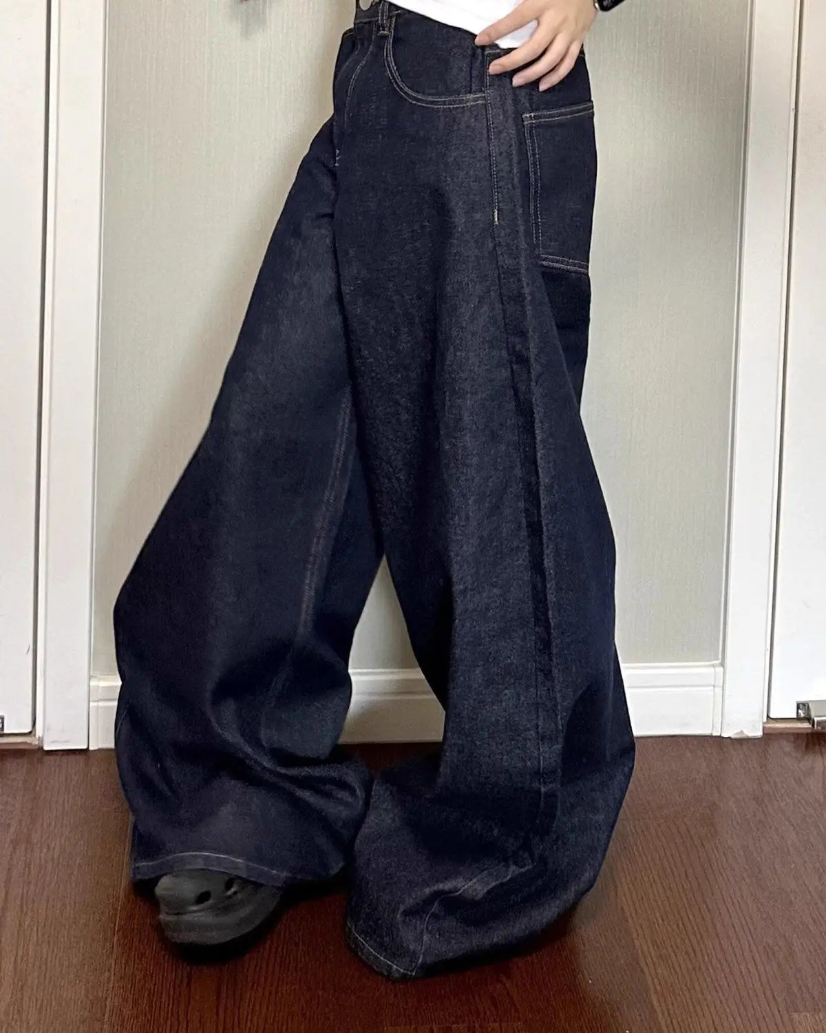 Vintage Washed Wide-Leg Jeans – Relaxed Street Fit