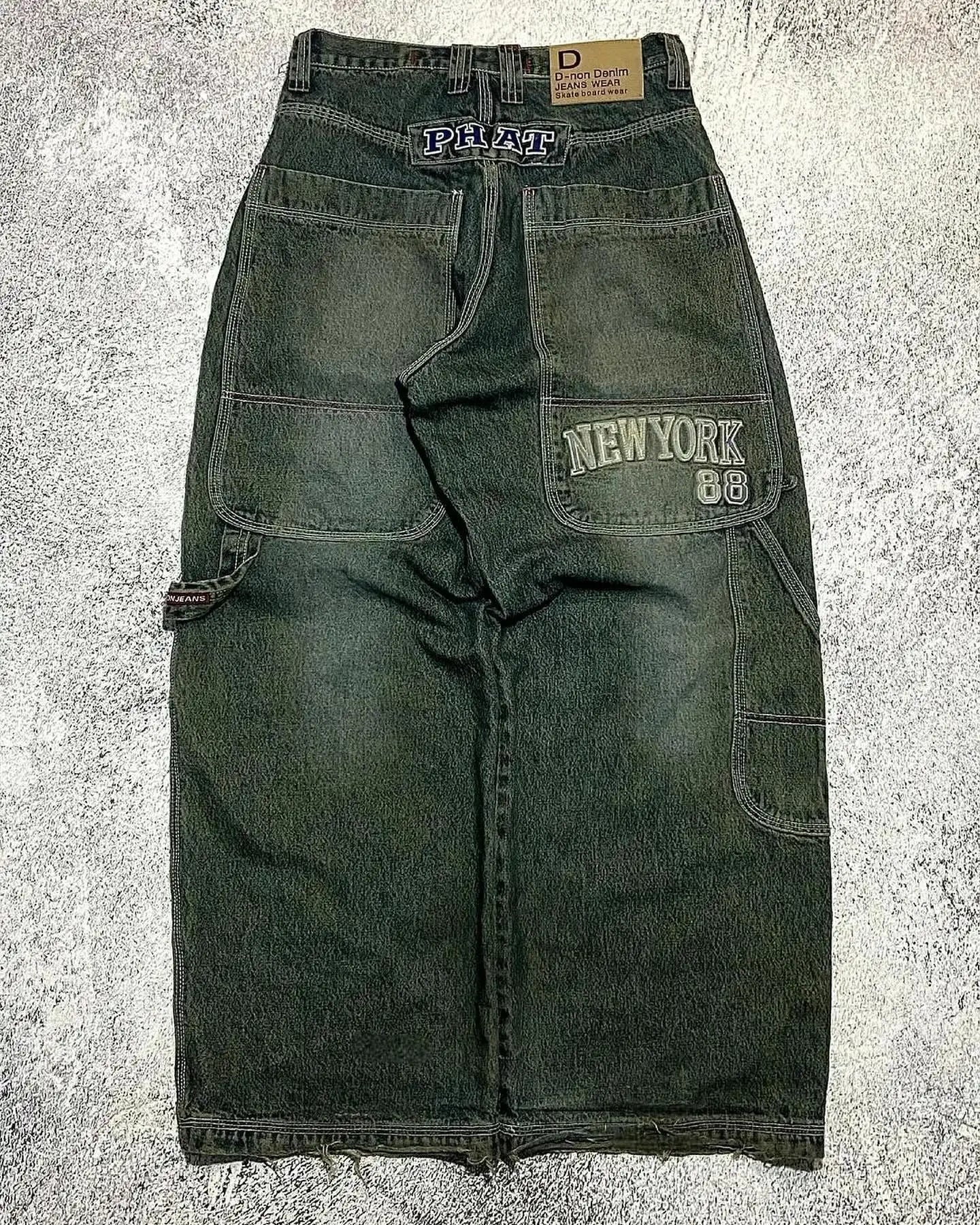 Vintage Wide-Leg Streetwear Jeans – Washed Graphic Denim
