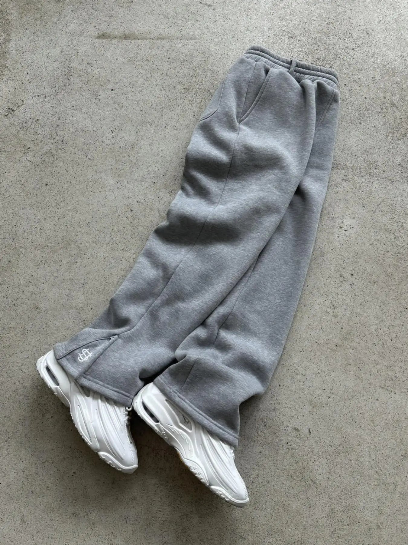 Y2K Embroidered Zip Joggers – Straight-Leg Street Pants
